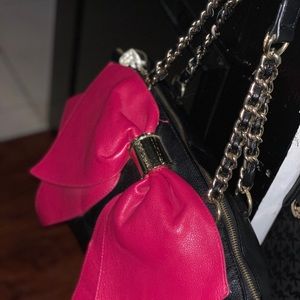*SOLD* Betsey Johnson Bow purse